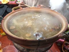 -威邵鸡煲(西华路总店)