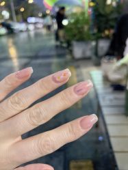 -灰姑娘美甲美睫馆