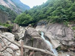 -鄣山大峡谷