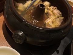 -云海肴·汽锅鸡·云南菜(天山百盛优客店)