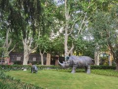 -静安公园(静安寺街道)