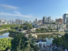 -包整·丝娃娃(一览甲秀楼风景店)