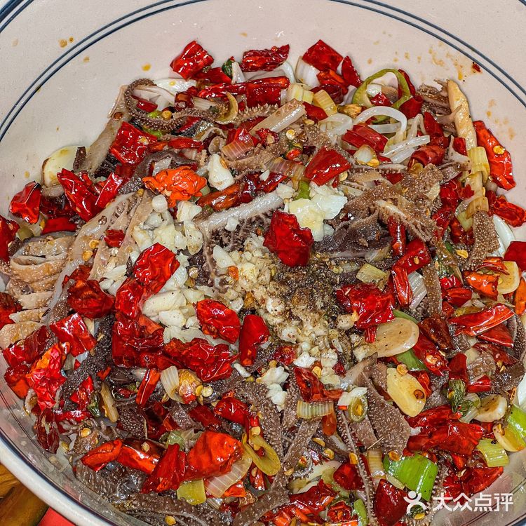 多少次来钟楼,就为了这 👉燃柒爆肚面