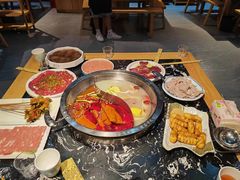 -鸿火锅(航天路店)