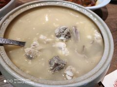 猪肚鸡汤-辛香汇(飞洲店)