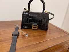 -BALENCIAGA(德基广场店)