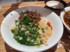 -周小波重庆小面·重庆名小吃(邹容路店)
