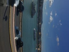 -多瑙河畔鞋履雕塑