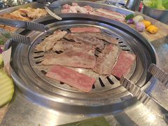 -哈哈碳都·牛肋条无限自助烤肉(台江万达店)