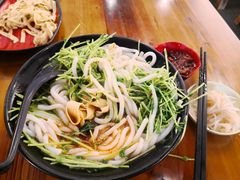 小咸菜-丽虹云南过桥米线(兴工街店)