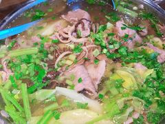 跷脚牛肉小锅-肖四女乐山跷脚牛肉(世博源店)