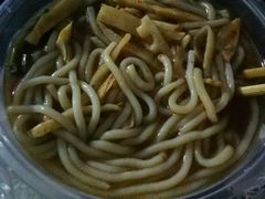 -龙香记桂林米粉(东扬威街11号楼店)