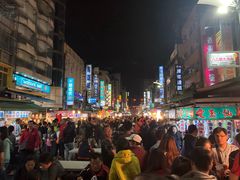 -六合夜市