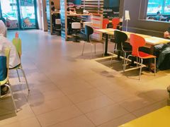 -麦当劳(南京路2店)