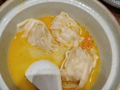 -蟹黄鱼·海派深夜面馆(巨鹿路店)