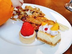 -昆山琶拉帝诗酒店·河畔咖啡厅Riverside Cafe