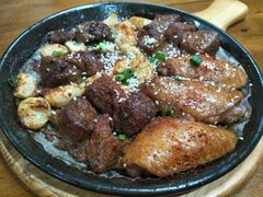 -老东镇啤酒屋海鲜加工·蒸汽海鲜·海鲜烧烤(台东店)