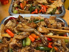 -鸿顺老铁锅美蛙鱼府(解放碑店)