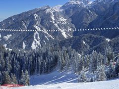 -丝绸之路山地度假区滑雪场