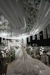 -禕·愫白婚纱商店