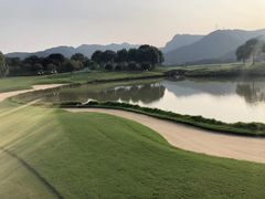 -宝业会稽山高尔夫俱乐部