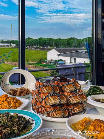 会来事在阳澄湖的全景餐厅吃大闸蟹真的绝