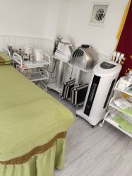 -苗医生草本科技祛痘