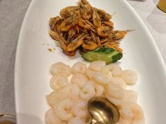 -品悦酒店(三林古镇店)