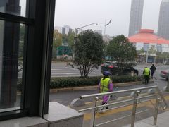 -取水楼(地铁站)