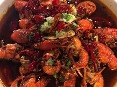-龙巢盱眙龙虾·牛蛙·烧烤宵夜(八卦岭店)