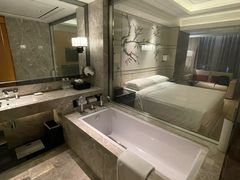 -上海宝华万豪酒店