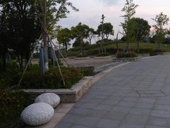 -上海滴水湖皇冠假日酒店