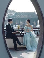-樱花婚纱摄影