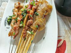 -老街烧烤大排档·地道湖北菜·龙虾馆(汉口火车站店)