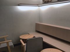 -瑞幸咖啡(巴黎春天陕西路店)