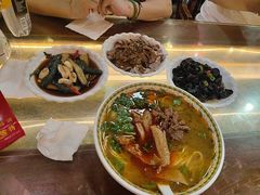 -金杨拉面王小吃面馆·牛三宝面·红烧牛肉粉