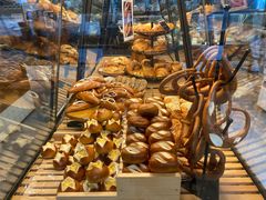 -Dough&Joe团憩(瑞虹天地月亮湾店)