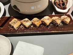 -桂满陇·手作小笼包&江南叫花鸡(中山公园店)