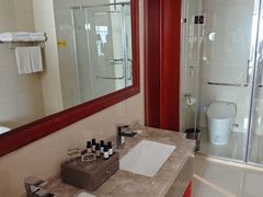 -兴芮温泉度假区