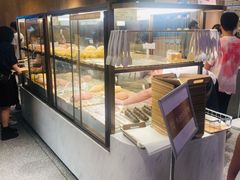 面包甜点陈列柜-奈雪的茶(湖滨银泰in77C区PRO店)