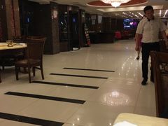 -胡记饭店(保工街店)