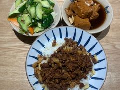 -红猪卤肉饭(大西洋美食城店)