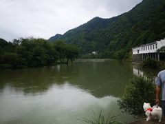 -怪潭漂流