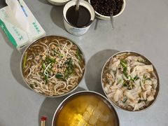 -正宗杨记普洱酸醋米线(总店)