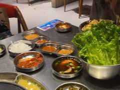-哈哈碳都·牛肋条无限自助烤肉(台江万达店)