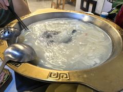-颜氏双江清水鱼一养身火锅(磁器口店)