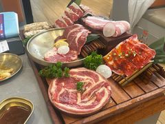 -轻烧烤肉(光谷步行街店)