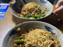 -丁丁猫重庆小面(徐州路店)