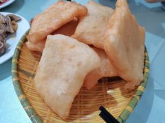 油饼-伊宁伊香酥油奶茶馆