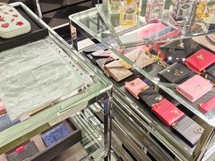 -PRADA普拉达(德基广场店)